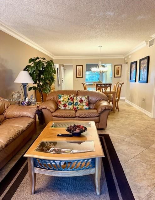 For Sale: $279,000 (2 beds, 2 baths, 1380 Square Feet)