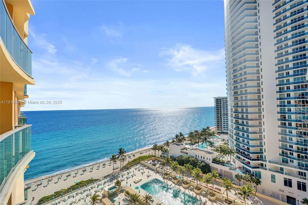 For Rent: $3,500 (1 beds, 1 baths, 745 Square Feet)