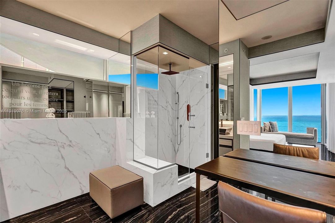 For Sale: $2,899,000 (3 beds, 3 baths, 1840 Square Feet)