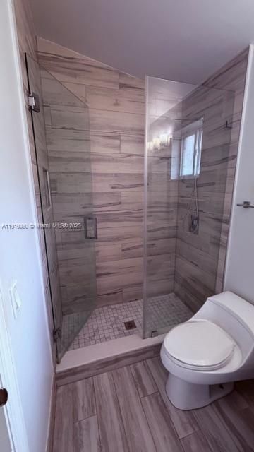 For Rent: $3,500 (3 beds, 2 baths, 1236 Square Feet)