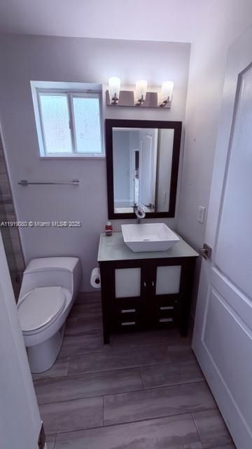 For Rent: $3,500 (3 beds, 2 baths, 1236 Square Feet)