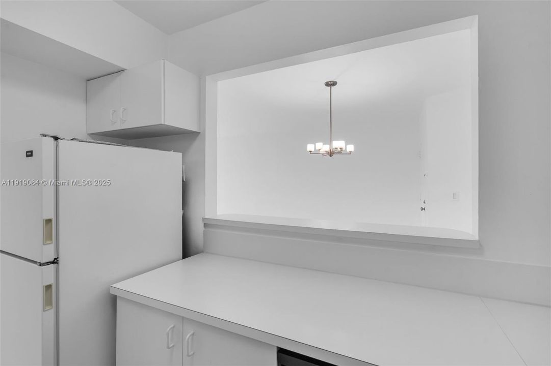 En Venta: $330,000 (2 camas, 2 baños, 960 Pies cuadrados)