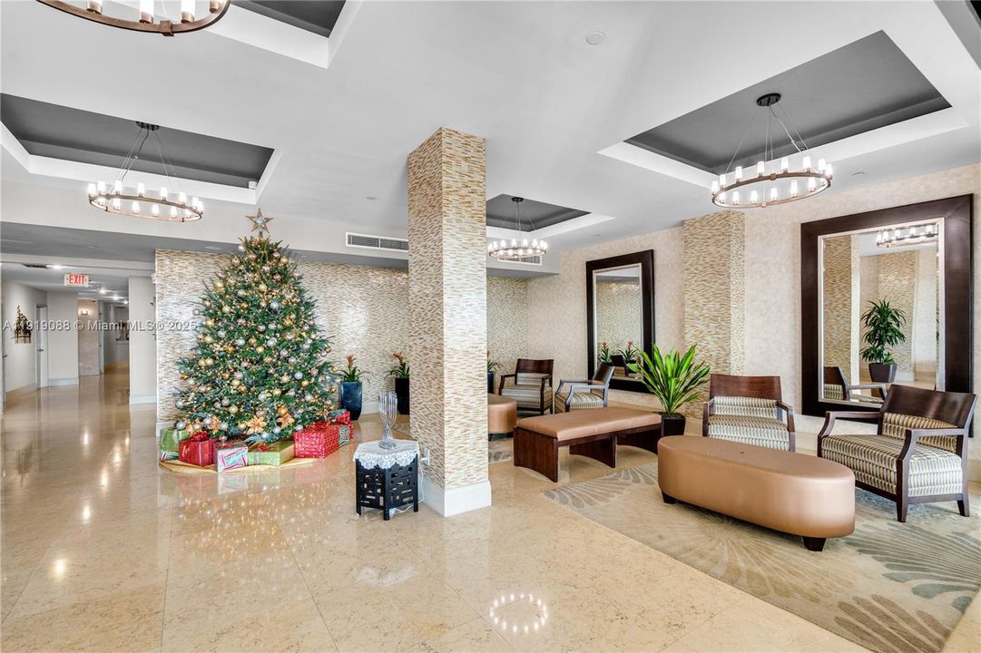 Active With Contract: $525,000 (2 beds, 2 baths, 1283 Square Feet)