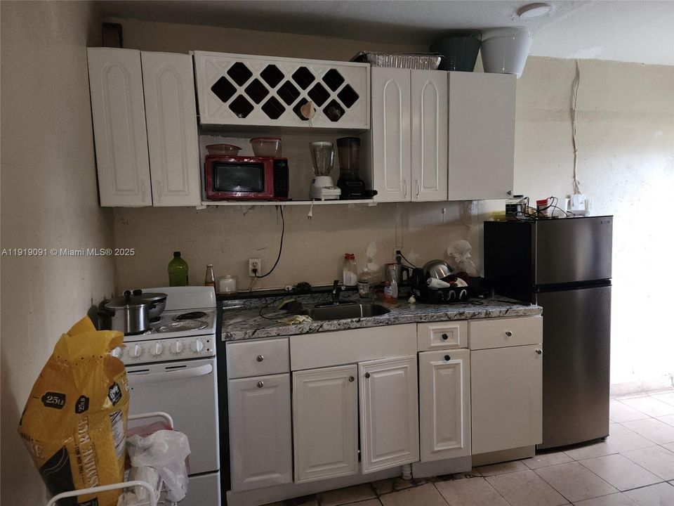 В аренду: $1,250 (0 спален, 1 ванн, 1191 Квадратных фут)