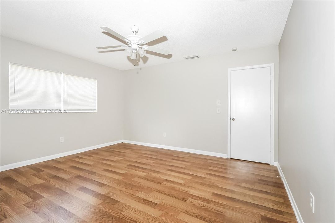 En Renta: $3,245 (3 camas, 2 baños, 1795 Pies cuadrados)