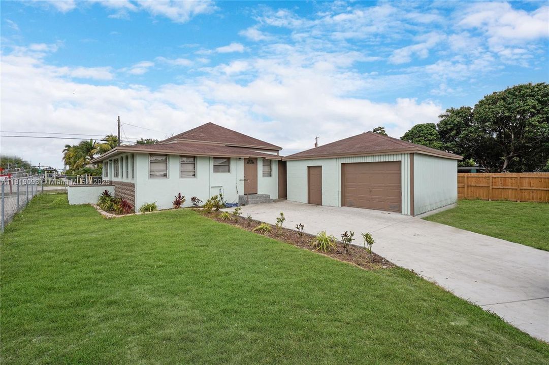 待售: $479,900 (3 贝兹, 2 浴室, 1380 平方英尺)