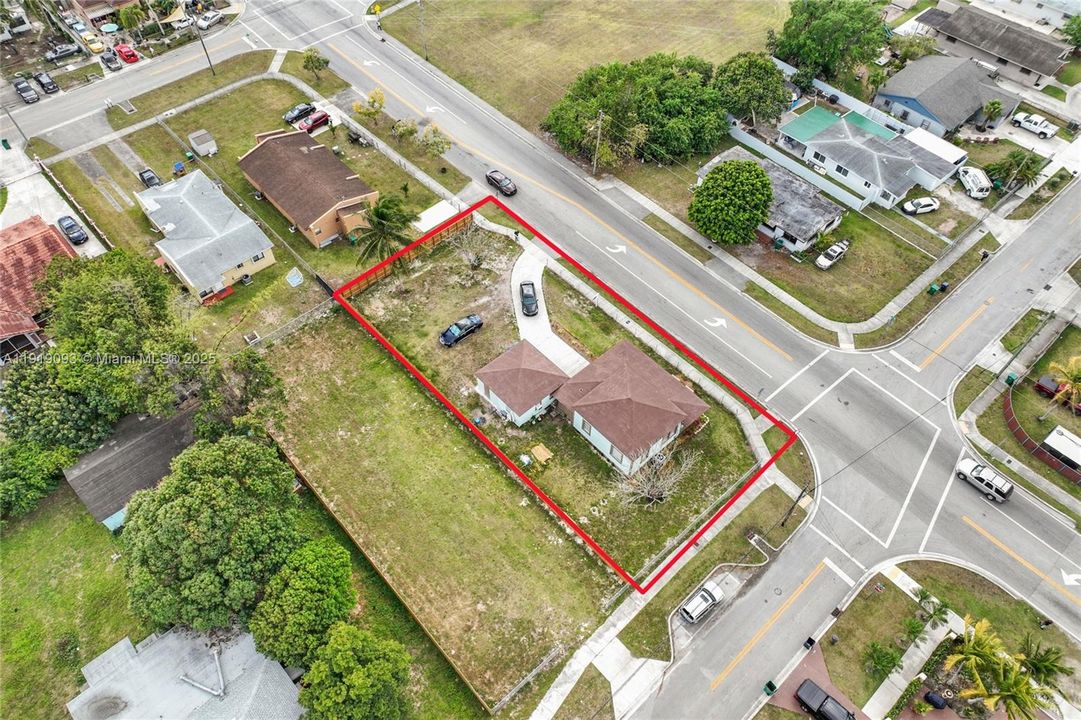 待售: $479,900 (3 贝兹, 2 浴室, 1380 平方英尺)