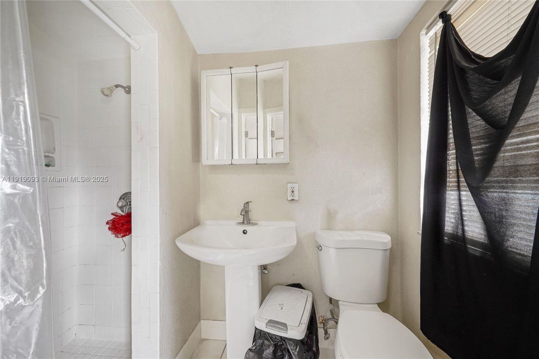 待售: $479,900 (3 贝兹, 2 浴室, 1380 平方英尺)