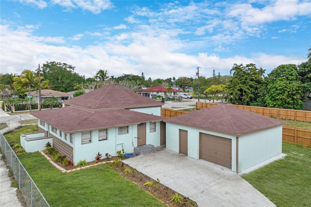 待售: $479,900 (3 贝兹, 2 浴室, 1380 平方英尺)