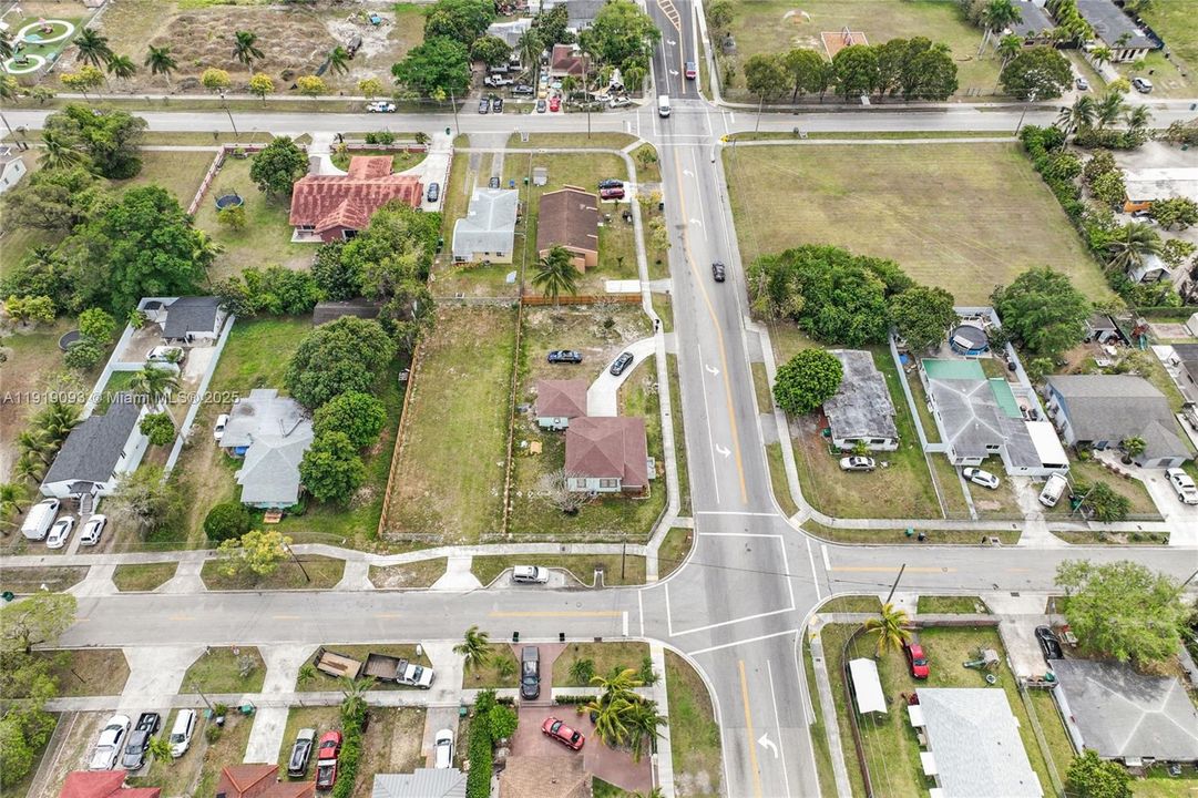 待售: $479,900 (3 贝兹, 2 浴室, 1380 平方英尺)