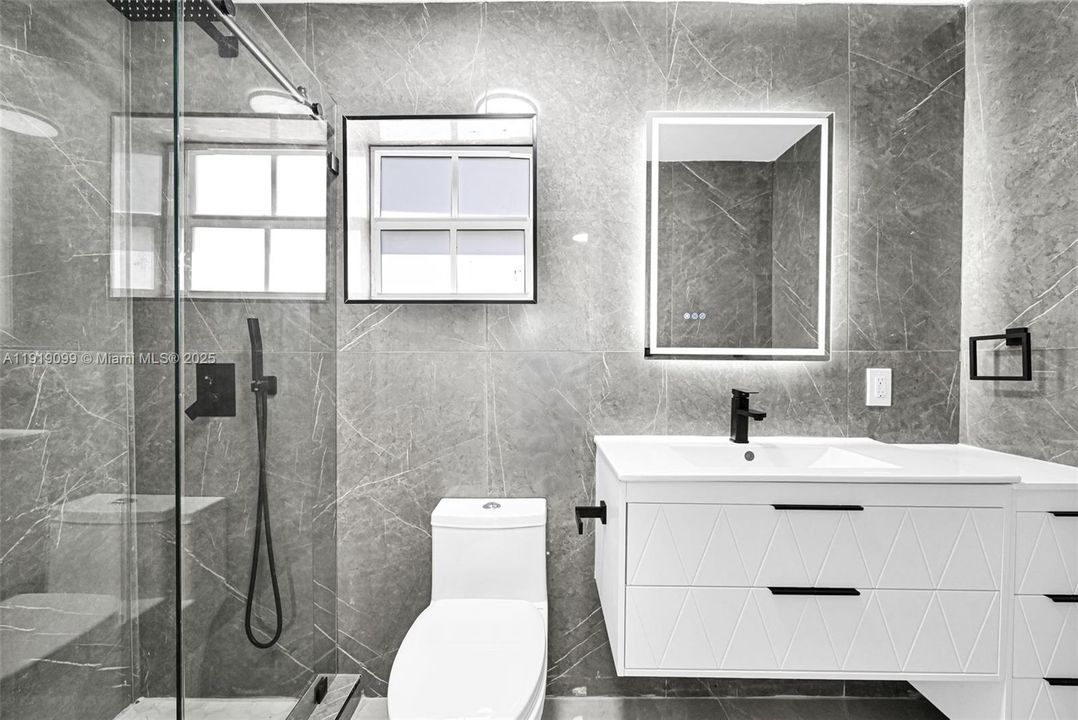 En Renta: $5,500 (5 camas, 3 baños, 1854 Pies cuadrados)