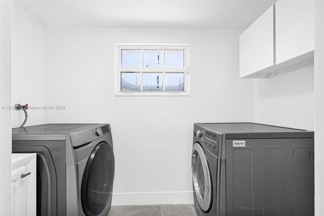 En Renta: $5,500 (5 camas, 3 baños, 1854 Pies cuadrados)