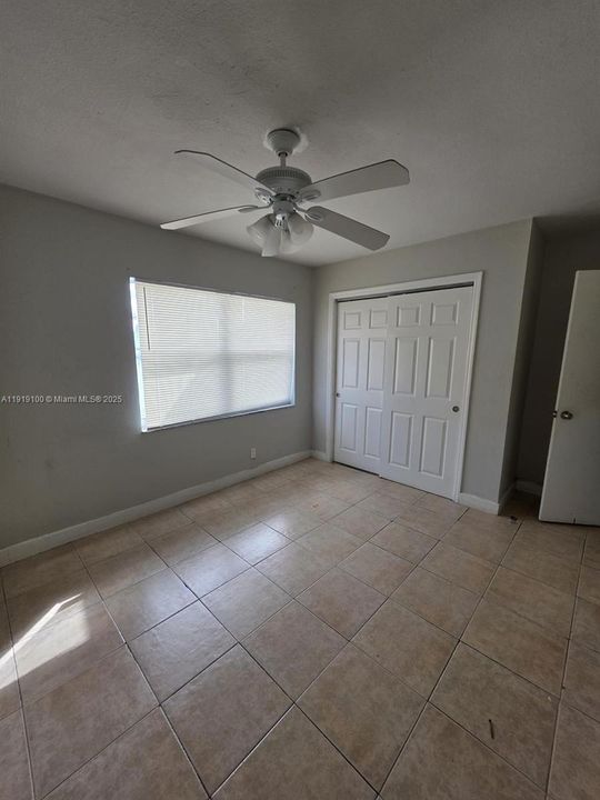 For Rent: $1,600 (2 beds, 1 baths, 3534 Square Feet)