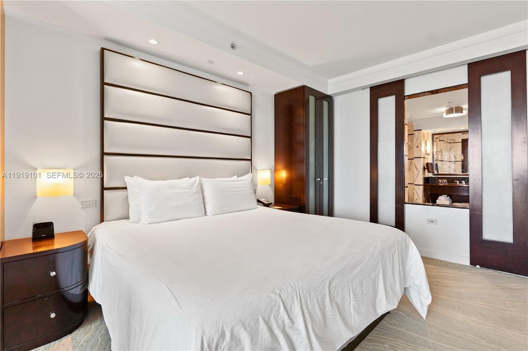 待售: $999,000 (0 贝兹, 1 浴室, 522 平方英尺)