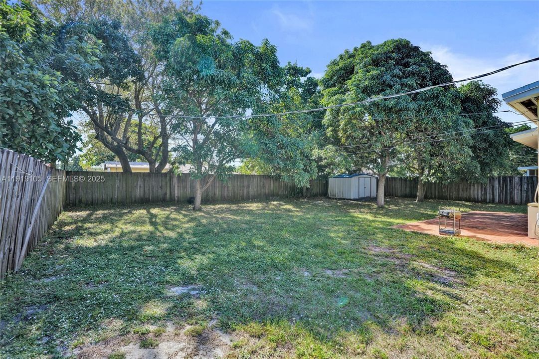 : $535,000 (4 beds, 2 baths, 1305 Square Feet)