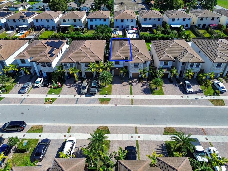 For Sale: $496,875 (3 beds, 2 baths, 1651 Square Feet)