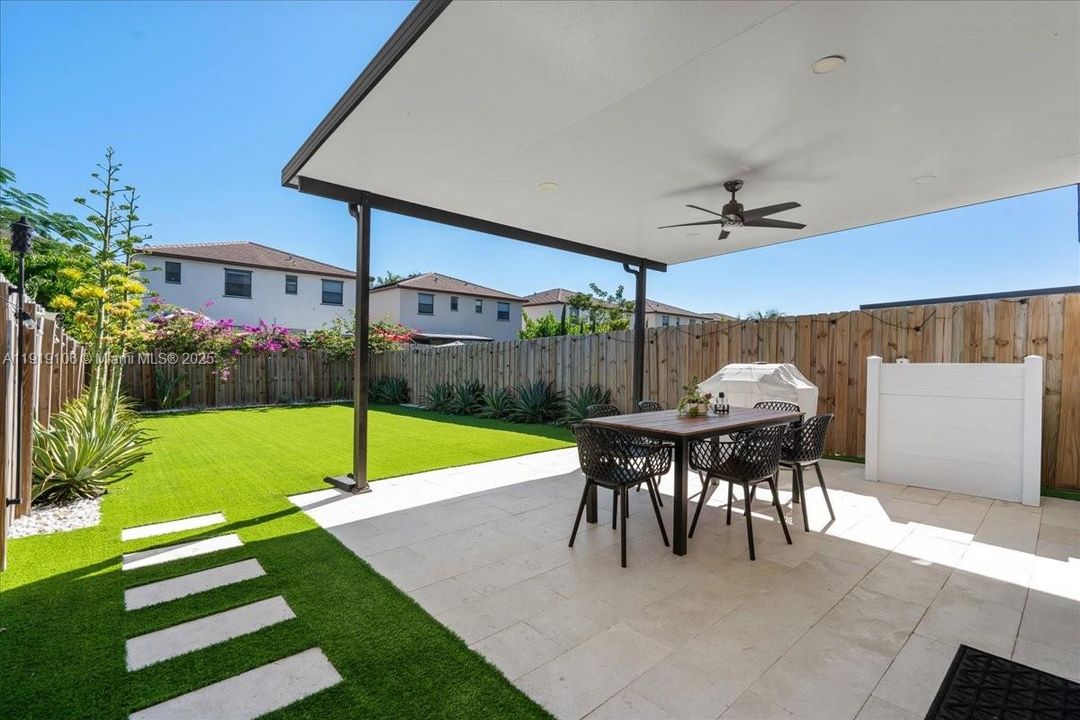 For Sale: $496,875 (3 beds, 2 baths, 1651 Square Feet)