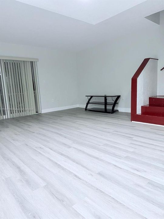 Recently Rented: $2,300 (2 beds, 2 baths, 1232 Square Feet)