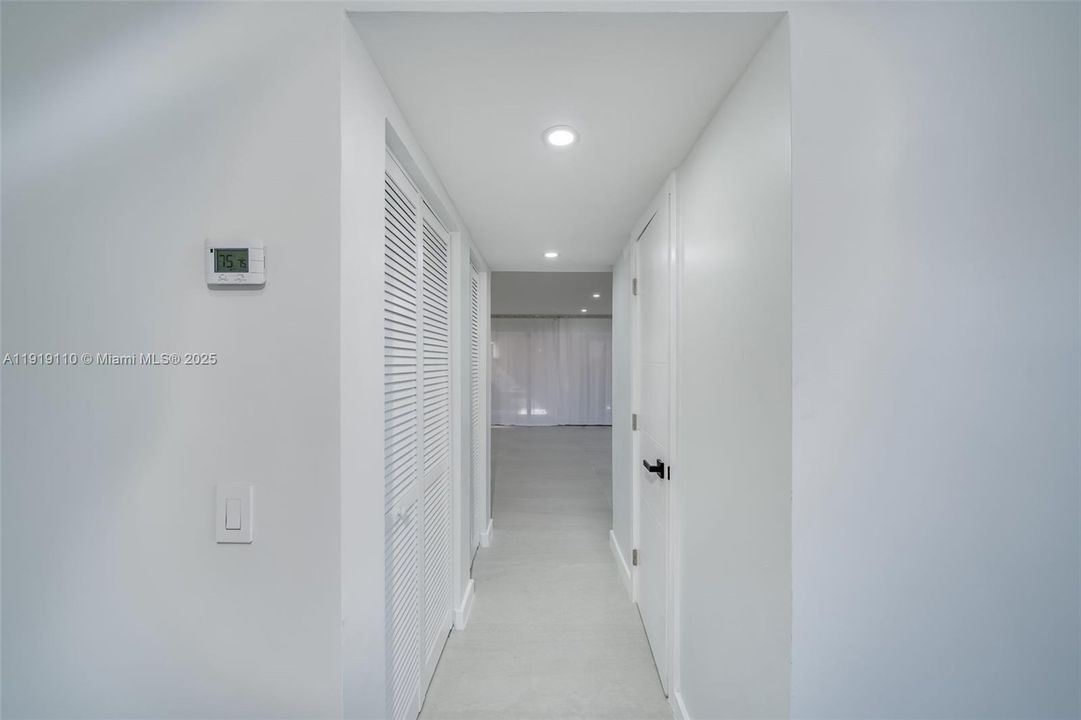 En Venta: $369,000 (3 camas, 2 baños, 1680 Pies cuadrados)