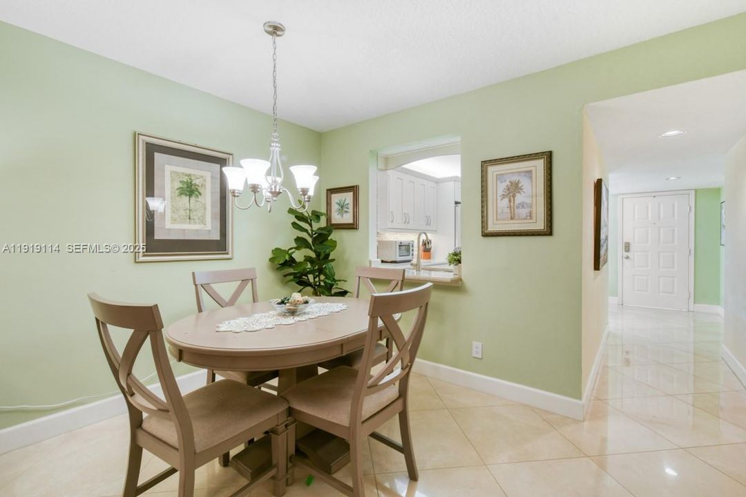 En Venta: $435,000 (2 camas, 2 baños, 1178 Pies cuadrados)