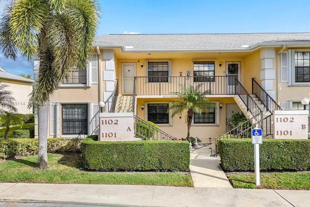 En Venta: $435,000 (2 camas, 2 baños, 1178 Pies cuadrados)