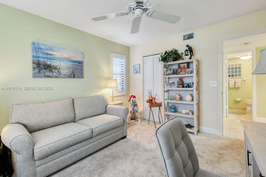 En Venta: $435,000 (2 camas, 2 baños, 1178 Pies cuadrados)