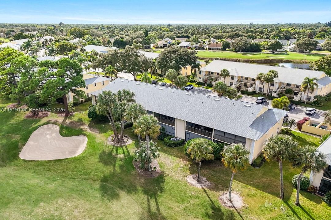 En Venta: $435,000 (2 camas, 2 baños, 1178 Pies cuadrados)