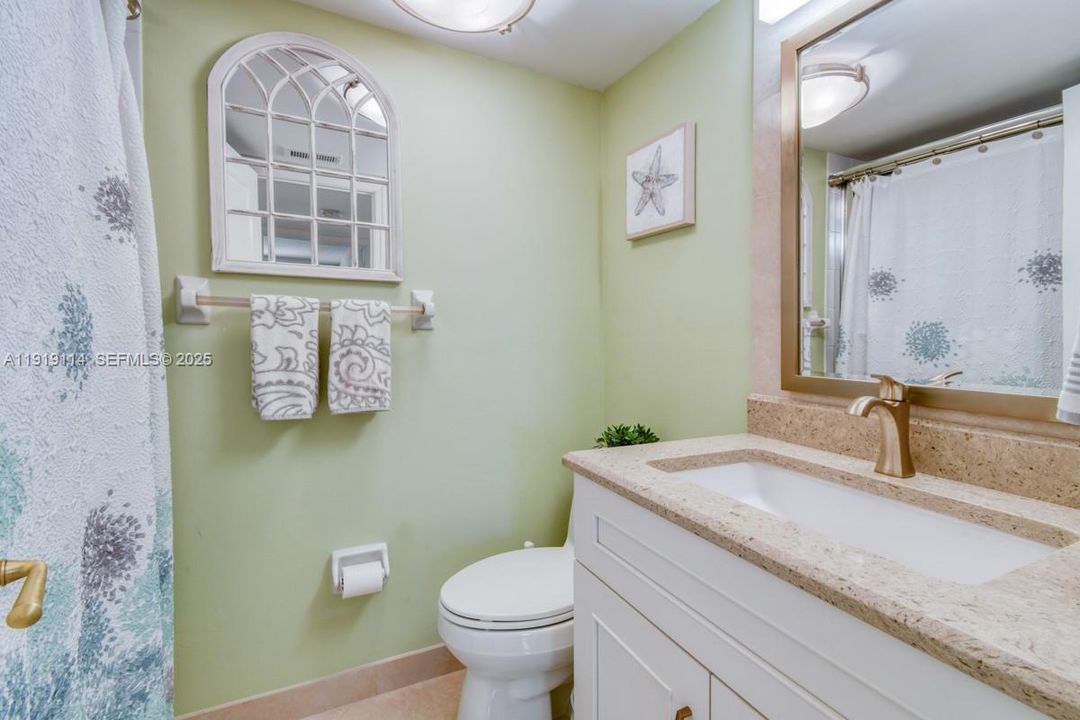 En Venta: $435,000 (2 camas, 2 baños, 1178 Pies cuadrados)