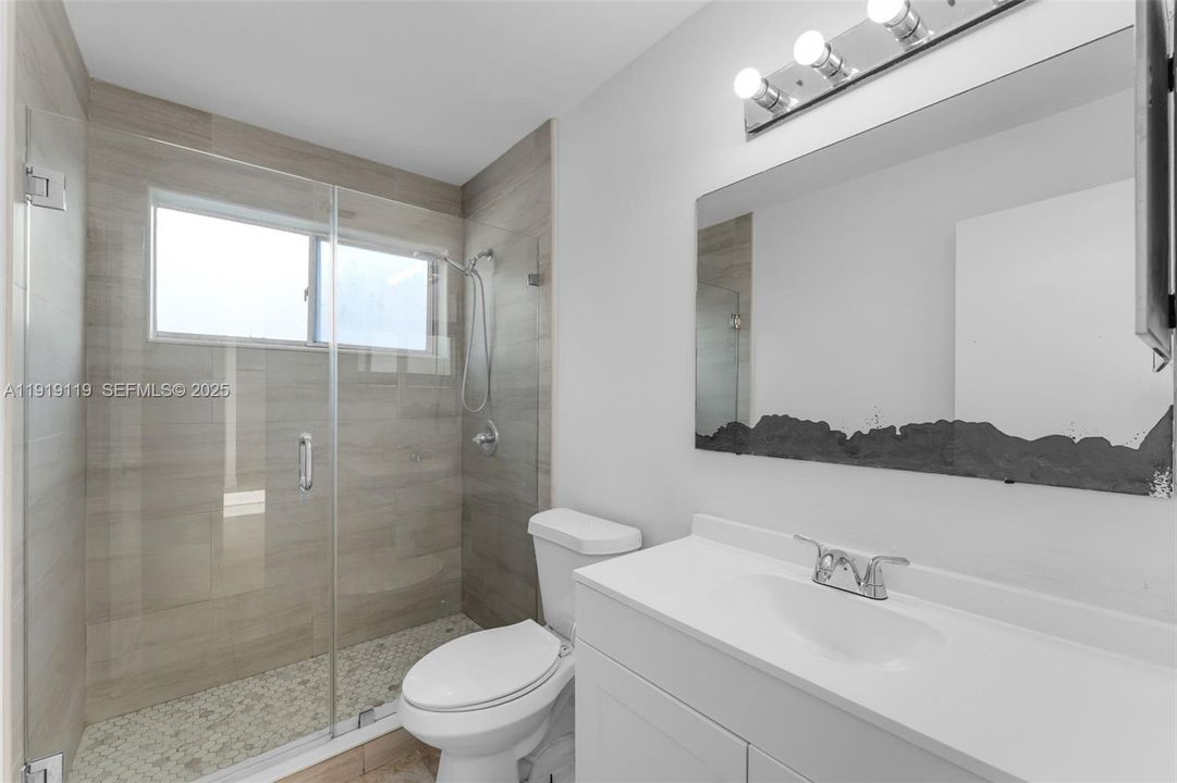 For Sale: $675,000 (3 beds, 2 baths, 1173 Square Feet)