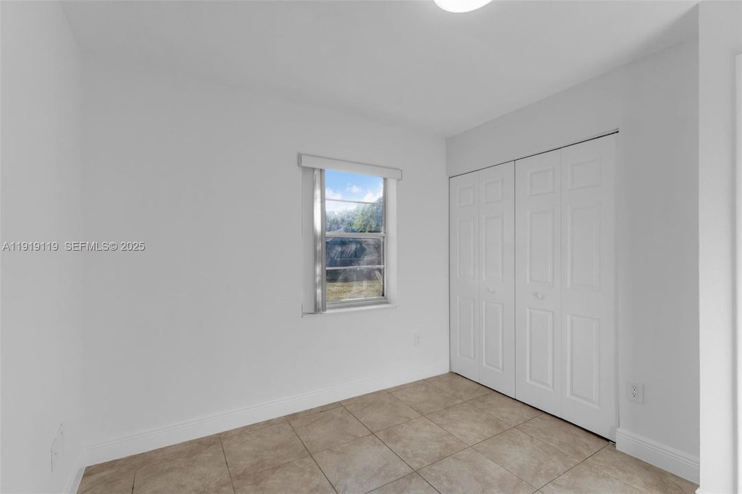 For Sale: $675,000 (3 beds, 2 baths, 1173 Square Feet)