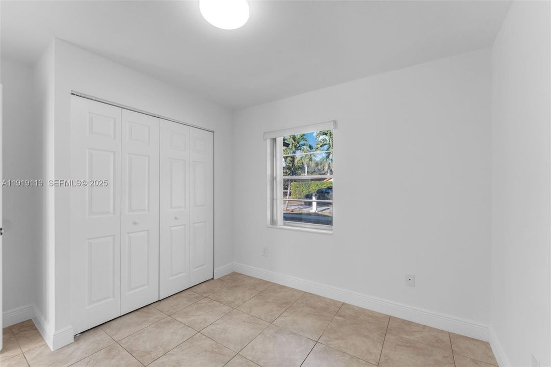 For Sale: $675,000 (3 beds, 2 baths, 1173 Square Feet)