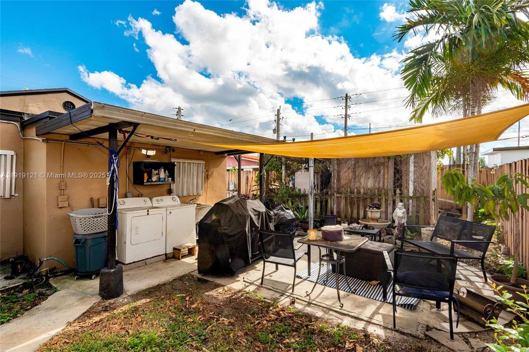 На продажу: $525,000 (3 спален, 2 ванн, 1260 Квадратных фут)