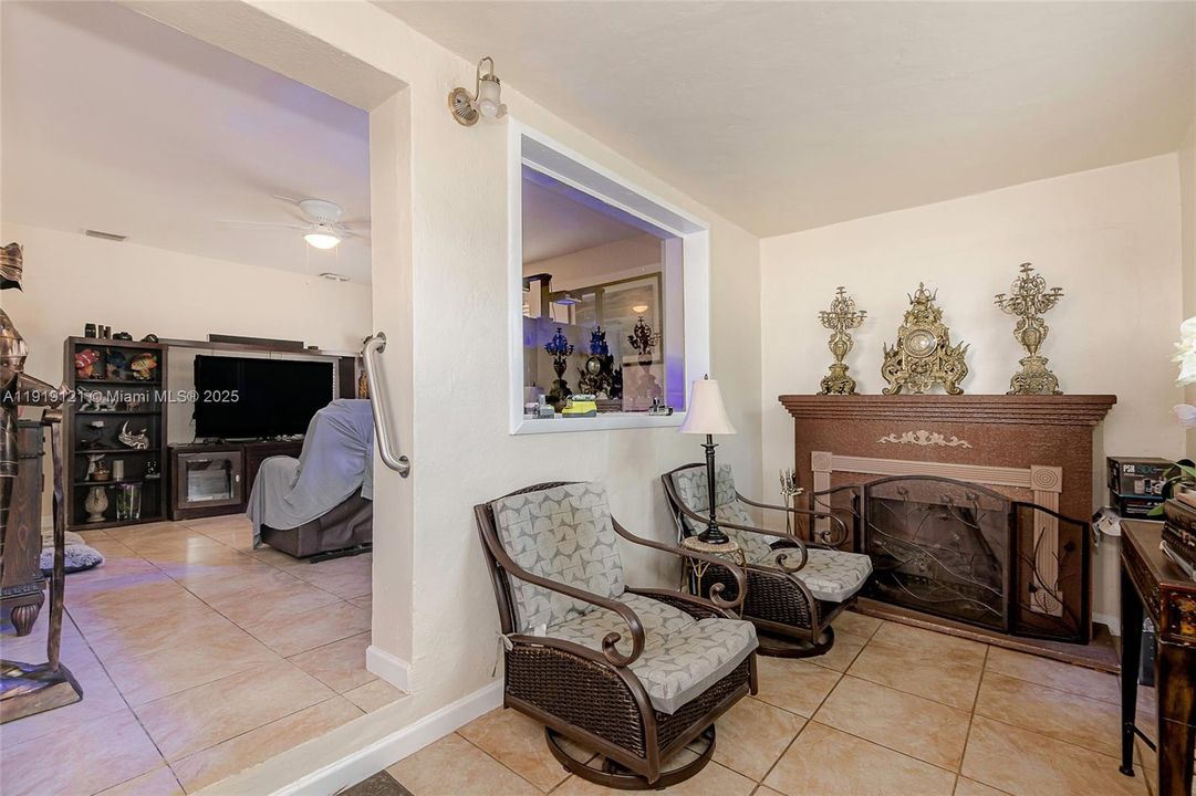 На продажу: $525,000 (3 спален, 2 ванн, 1260 Квадратных фут)