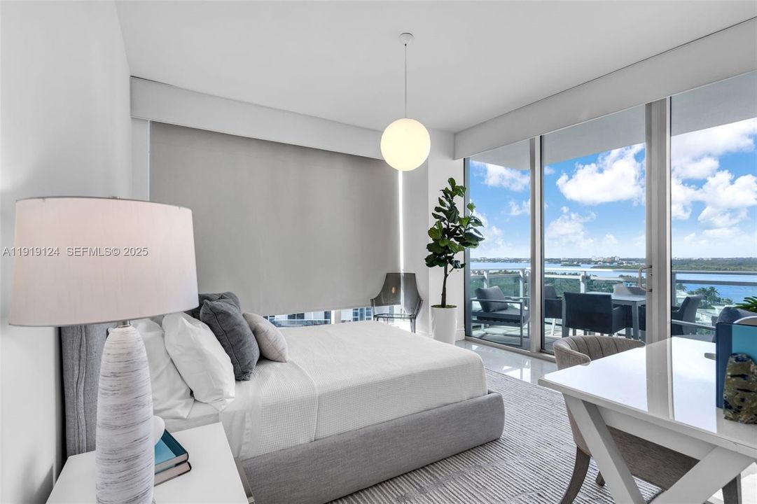 В аренду: $20,000 (2 спален, 2 ванн, 2136 Квадратных фут)