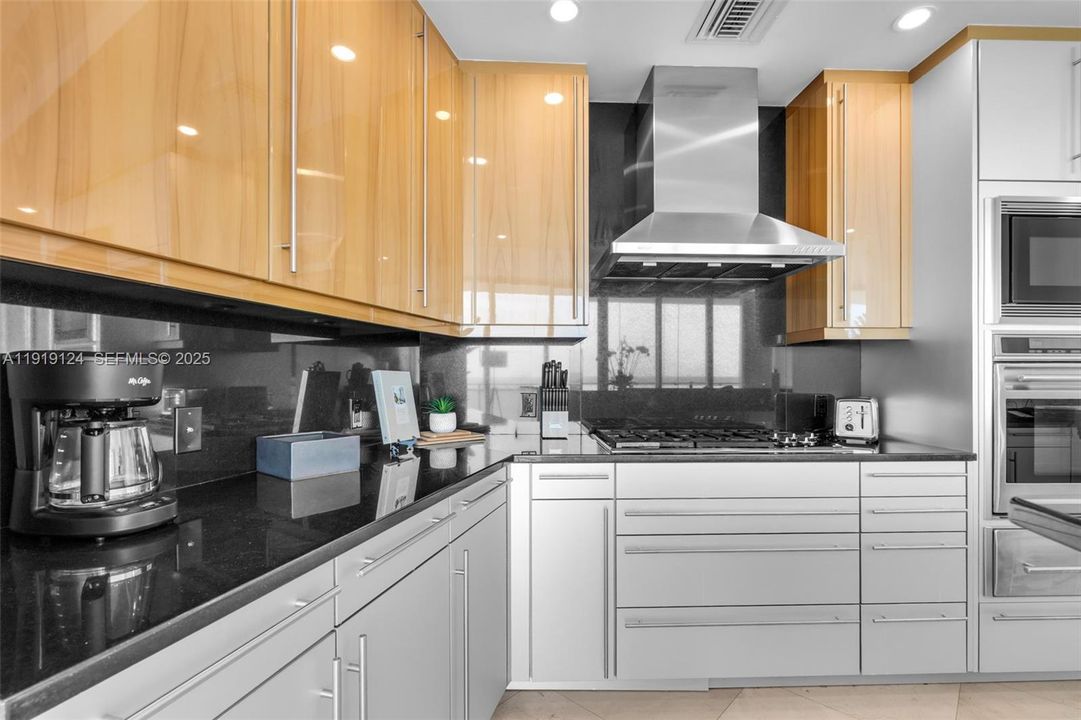 В аренду: $20,000 (2 спален, 2 ванн, 2136 Квадратных фут)