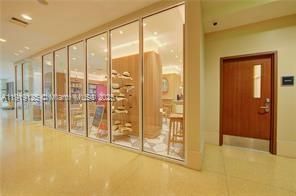 En Venta: $925,000 (1 camas, 1 baños, 720 Pies cuadrados)