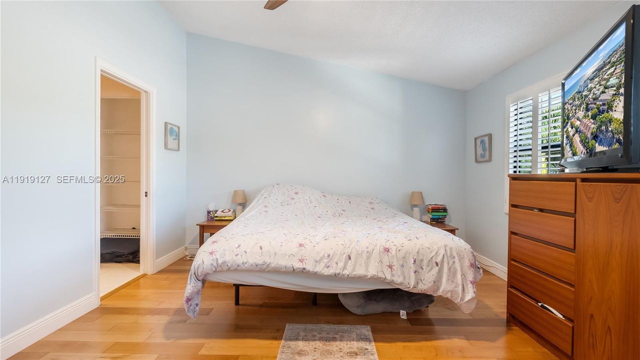 For Sale: $650,000 (2 beds, 2 baths, 1534 Square Feet)