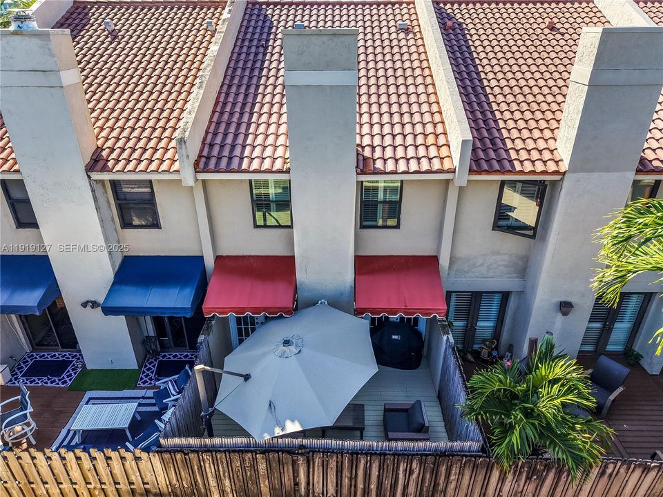 For Sale: $650,000 (2 beds, 2 baths, 1534 Square Feet)