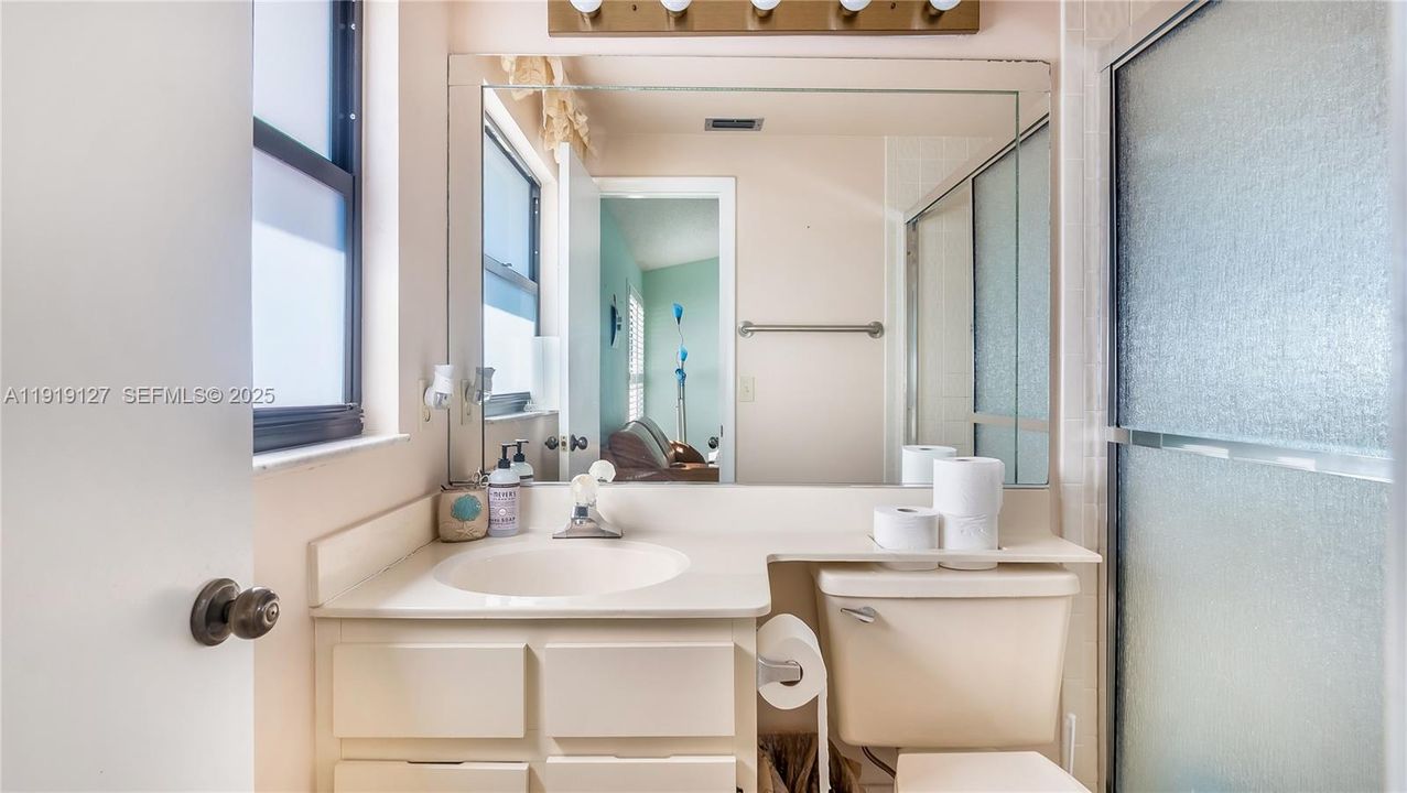 For Sale: $650,000 (2 beds, 2 baths, 1534 Square Feet)