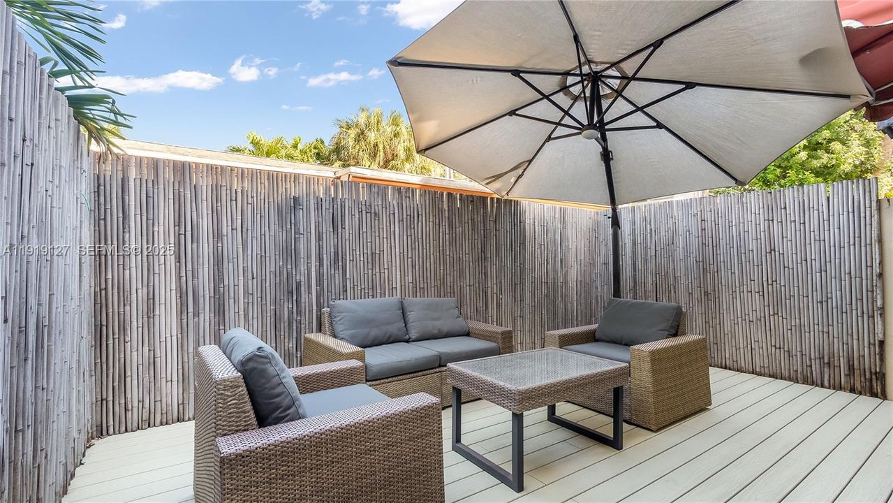 For Sale: $650,000 (2 beds, 2 baths, 1534 Square Feet)