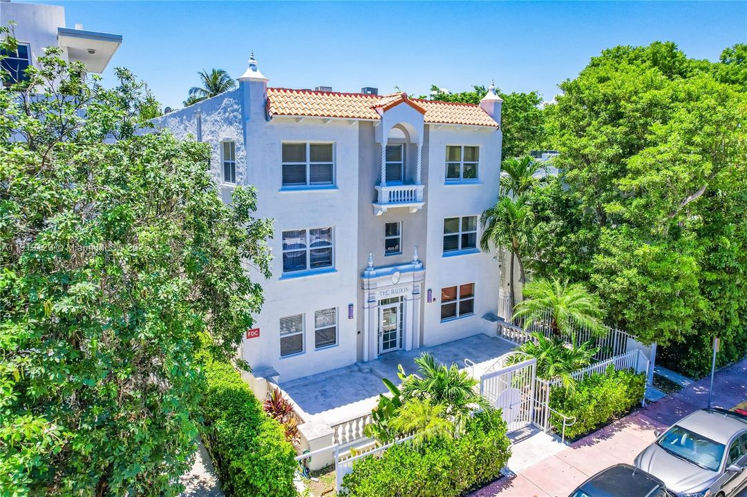 待售: $253,000 (1 贝兹, 1 浴室, 520 平方英尺)