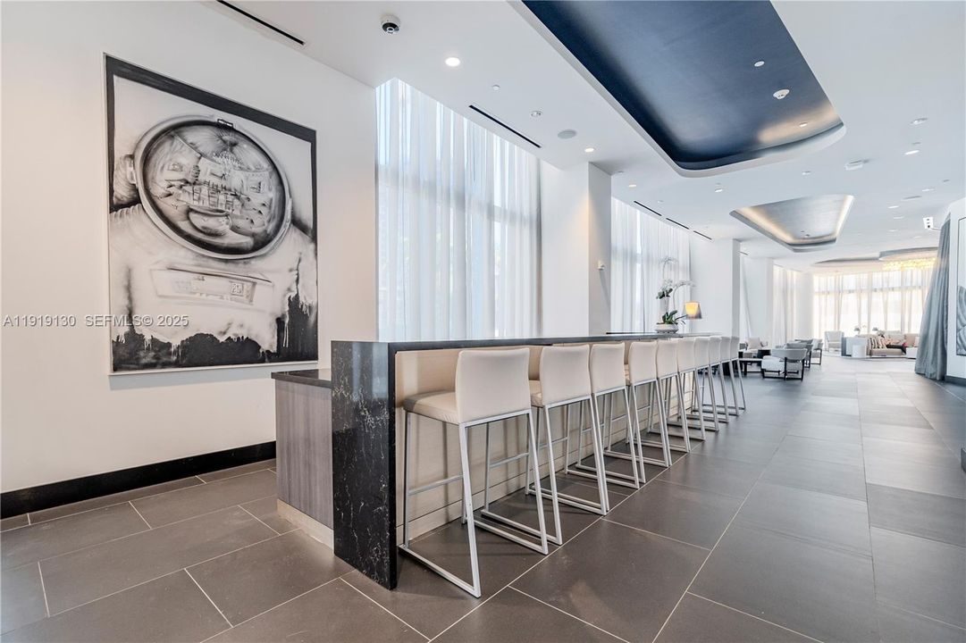 For Rent: $14,995 (3 beds, 4 baths, 2200 Square Feet)