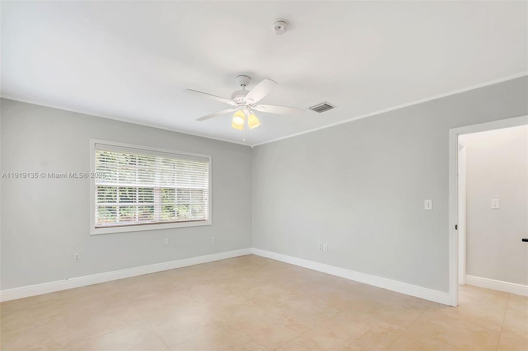 待售: $1,785,000 (3 贝兹, 2 浴室, 1812 平方英尺)