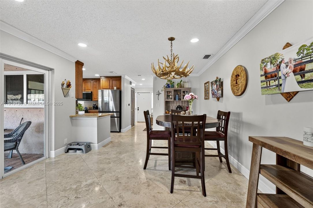 待售: $635,000 (3 贝兹, 2 浴室, 1599 平方英尺)