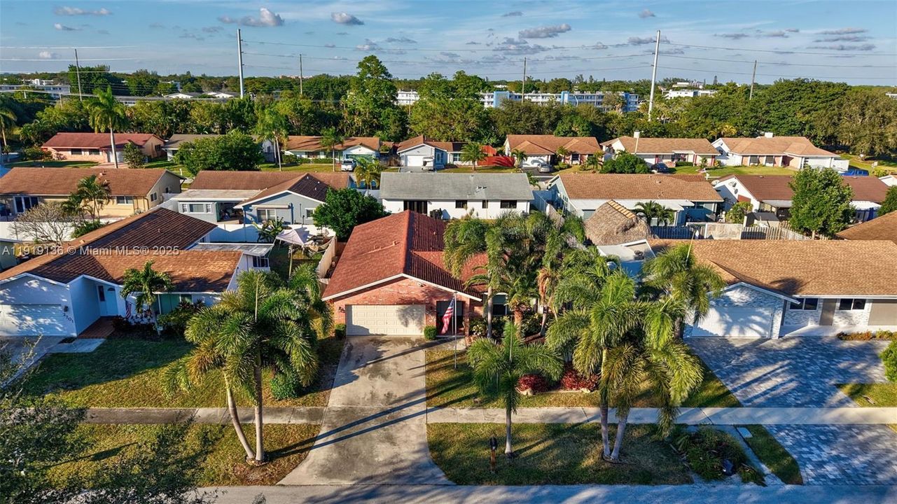 待售: $635,000 (3 贝兹, 2 浴室, 1599 平方英尺)