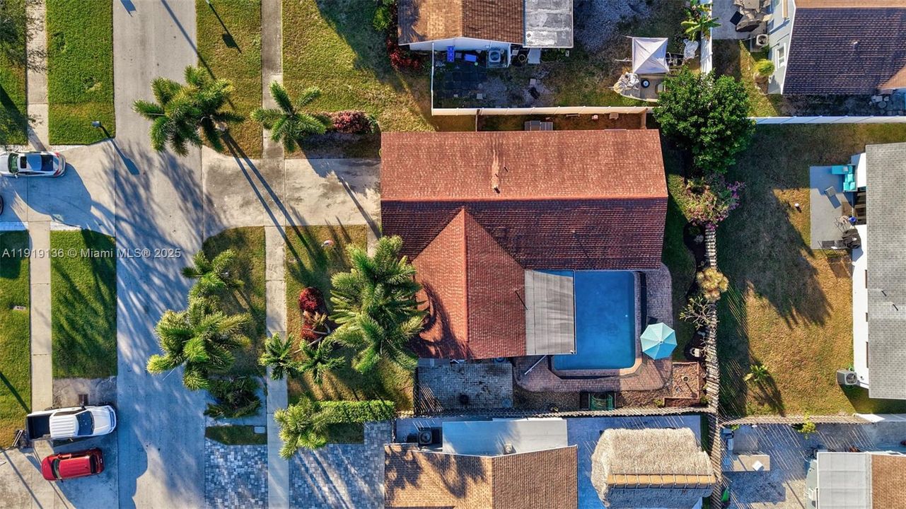 待售: $635,000 (3 贝兹, 2 浴室, 1599 平方英尺)