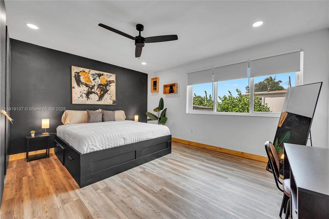 待售: $979,000 (5 贝兹, 3 浴室, 2768 平方英尺)