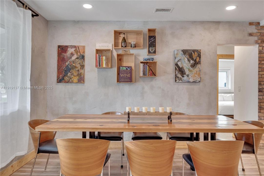 待售: $979,000 (5 贝兹, 3 浴室, 2768 平方英尺)