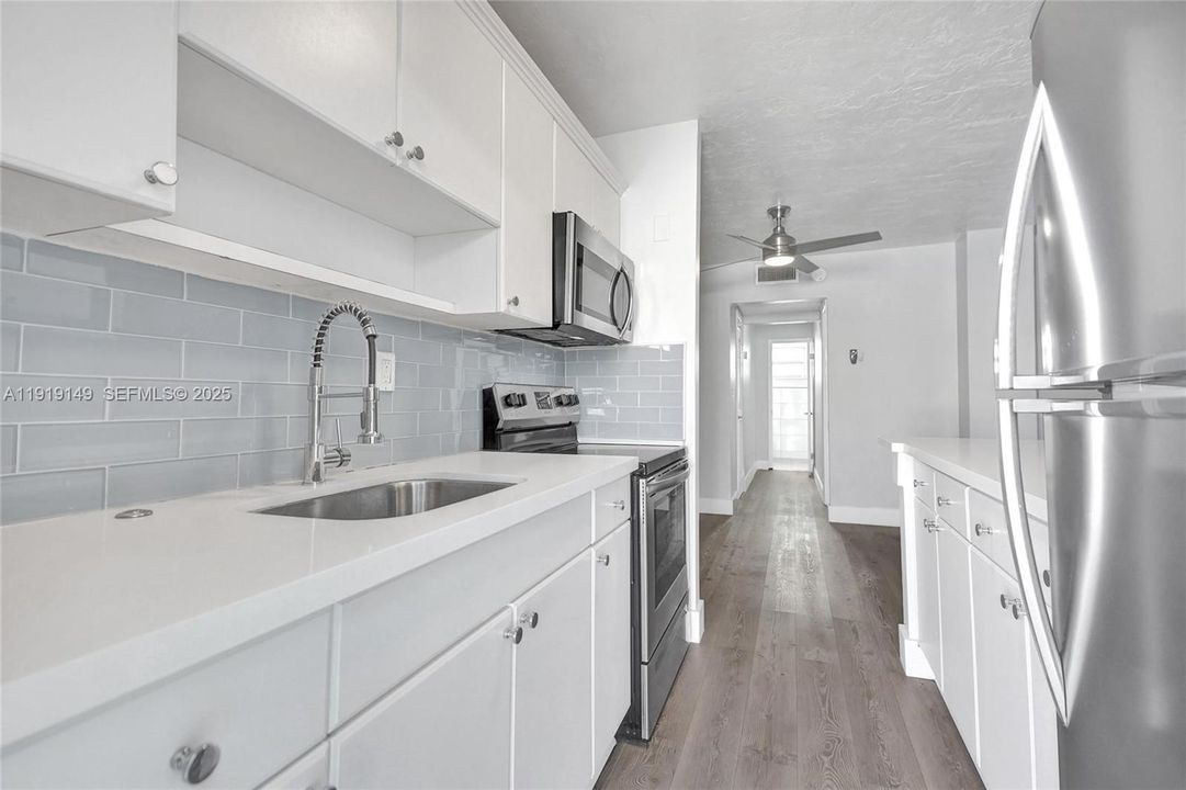 На продажу: $339,000 (1 спален, 1 ванн, 600 Квадратных фут)