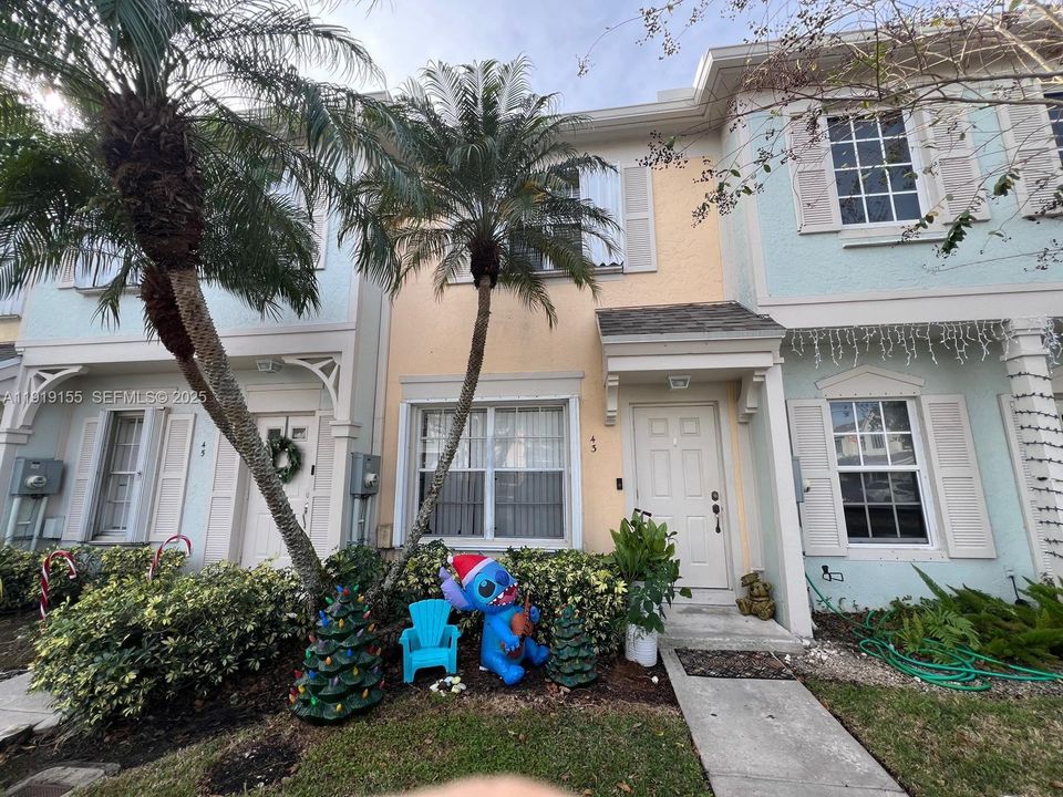 На продажу: $387,000 (2 спален, 1 ванн, 1110 Квадратных фут)